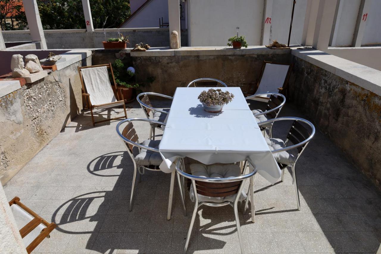 Apartman Dajana ซูเปตาร์ ภายนอก รูปภาพ