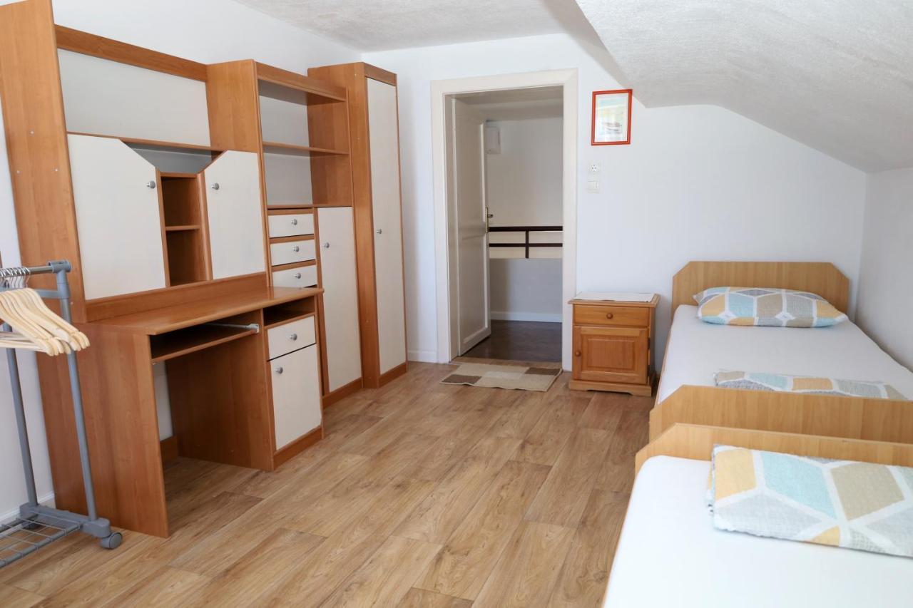 Apartman Dajana ซูเปตาร์ ภายนอก รูปภาพ