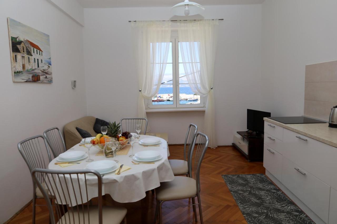 Apartman Dajana ซูเปตาร์ ภายนอก รูปภาพ